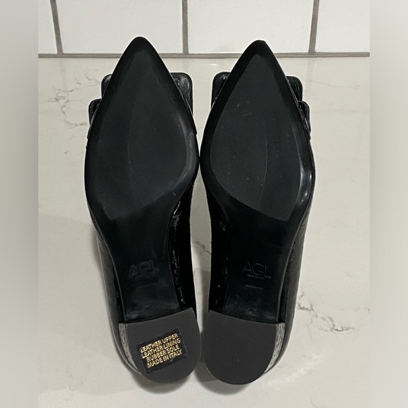 AGL Black Crocodile Print Leather Block Heel Buckle Pumps Women’s Size 35 New - Picture 11 of 15